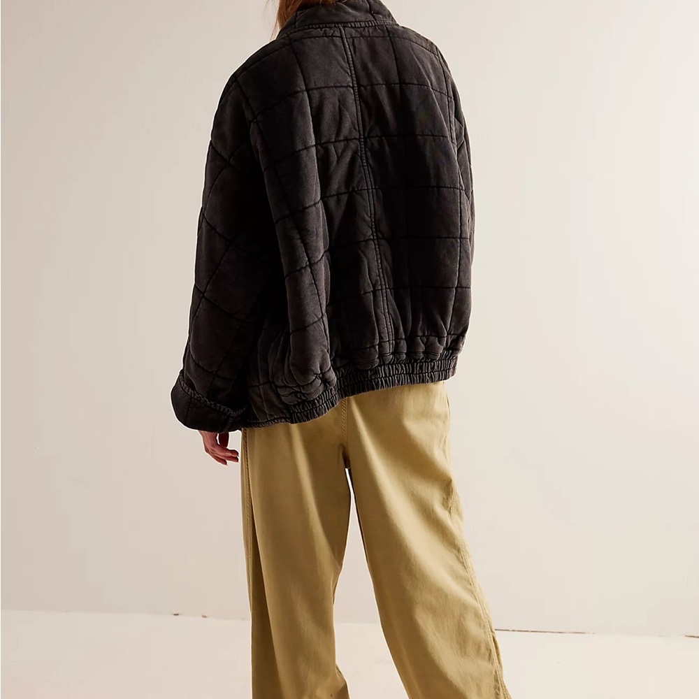 Women's Black Quilted Jacket - Picture 2 of 10